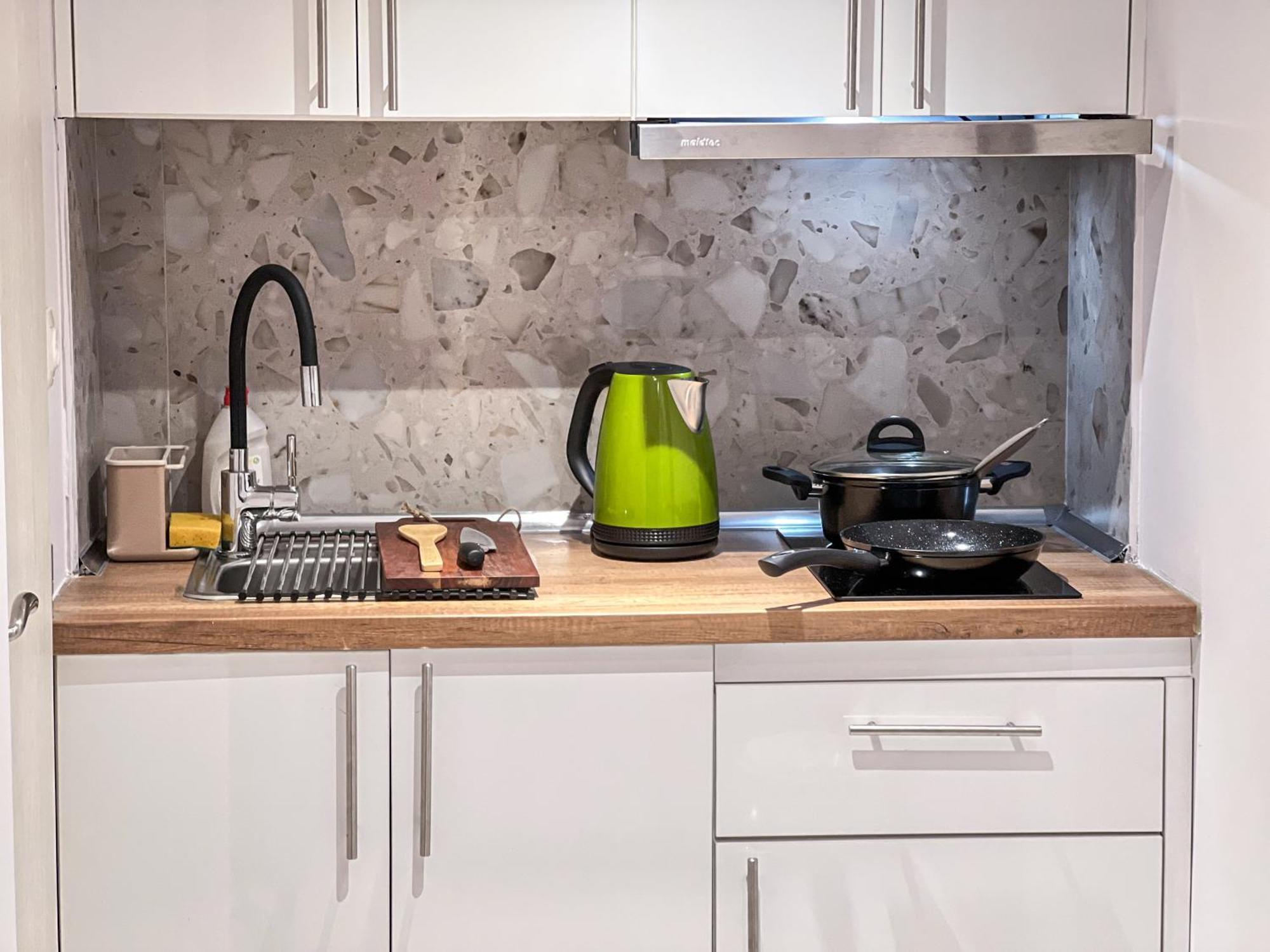 Ikaros Welcome Stay Downtown Loft - Explore Center By Foot - Close To Arch Of Galerius Thessaloniki Buitenkant foto