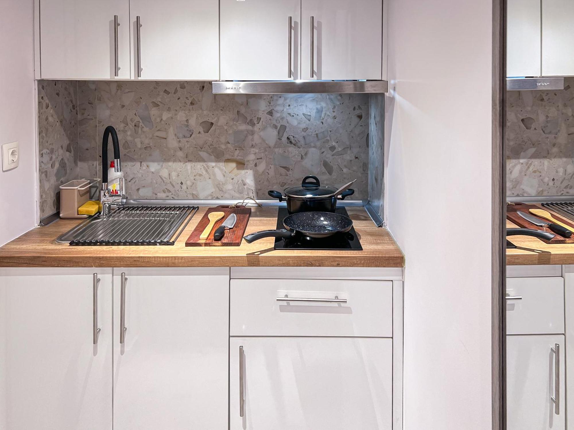 Ikaros Welcome Stay Downtown Loft - Explore Center By Foot - Close To Arch Of Galerius Thessaloniki Buitenkant foto